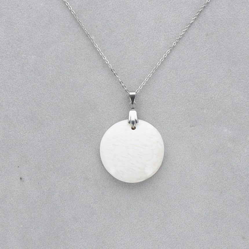 Scolécite Cabochon percé 47