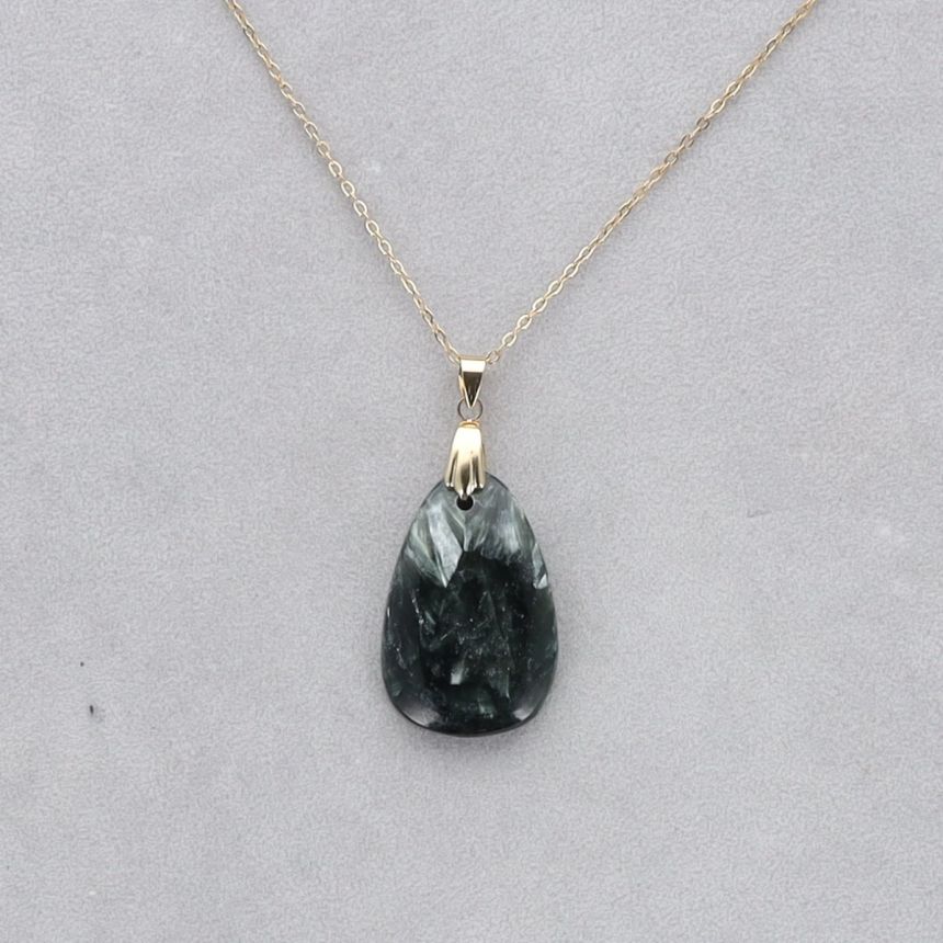 Séraphinite Cabochon percé 46