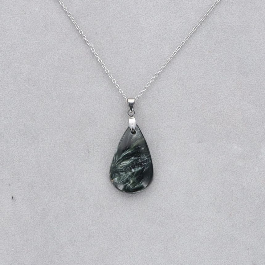 Séraphinite Cabochon percé 51